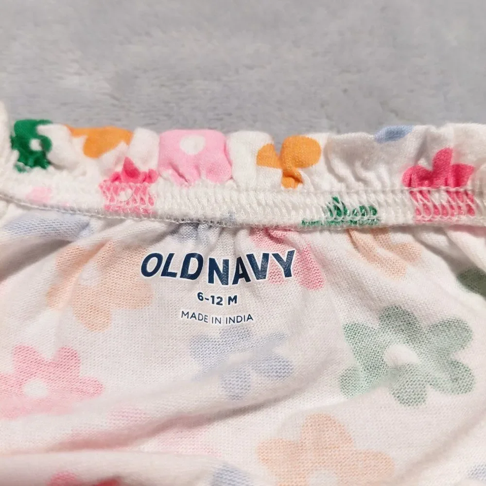 Old Navy 6-12M Retro Spring Flowers Sleeveless Romper Snap Bottom
